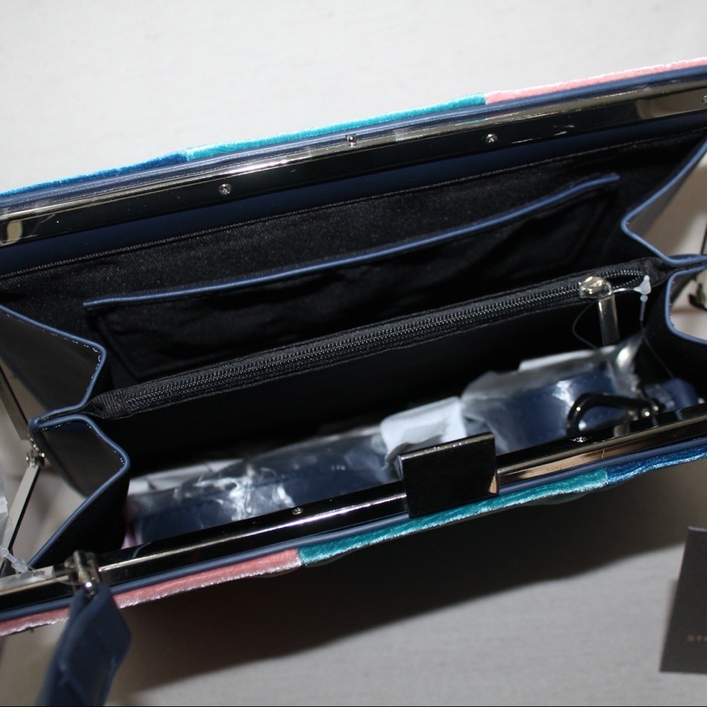 Velvet Colorblock Handbag (Blue/Pink) - Picture 13 of 16